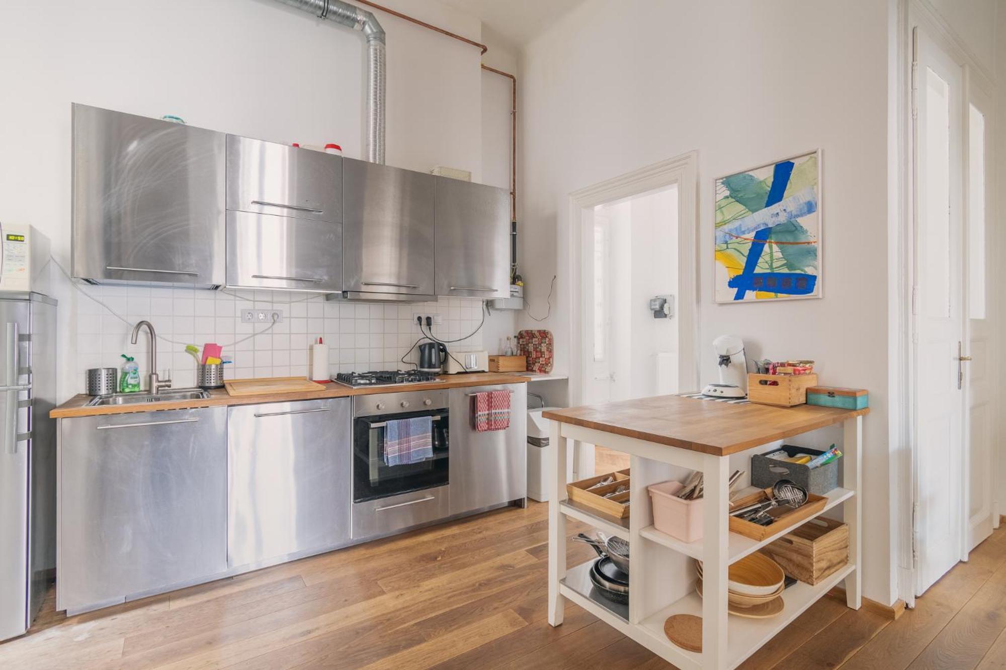 Sunny, Airy, Artsy & Authentic Loft With Balcony * Budapeszt