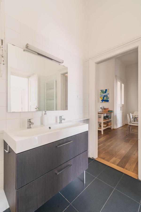 Sunny, Airy, Artsy & Authentic Loft With Balcony Apartament